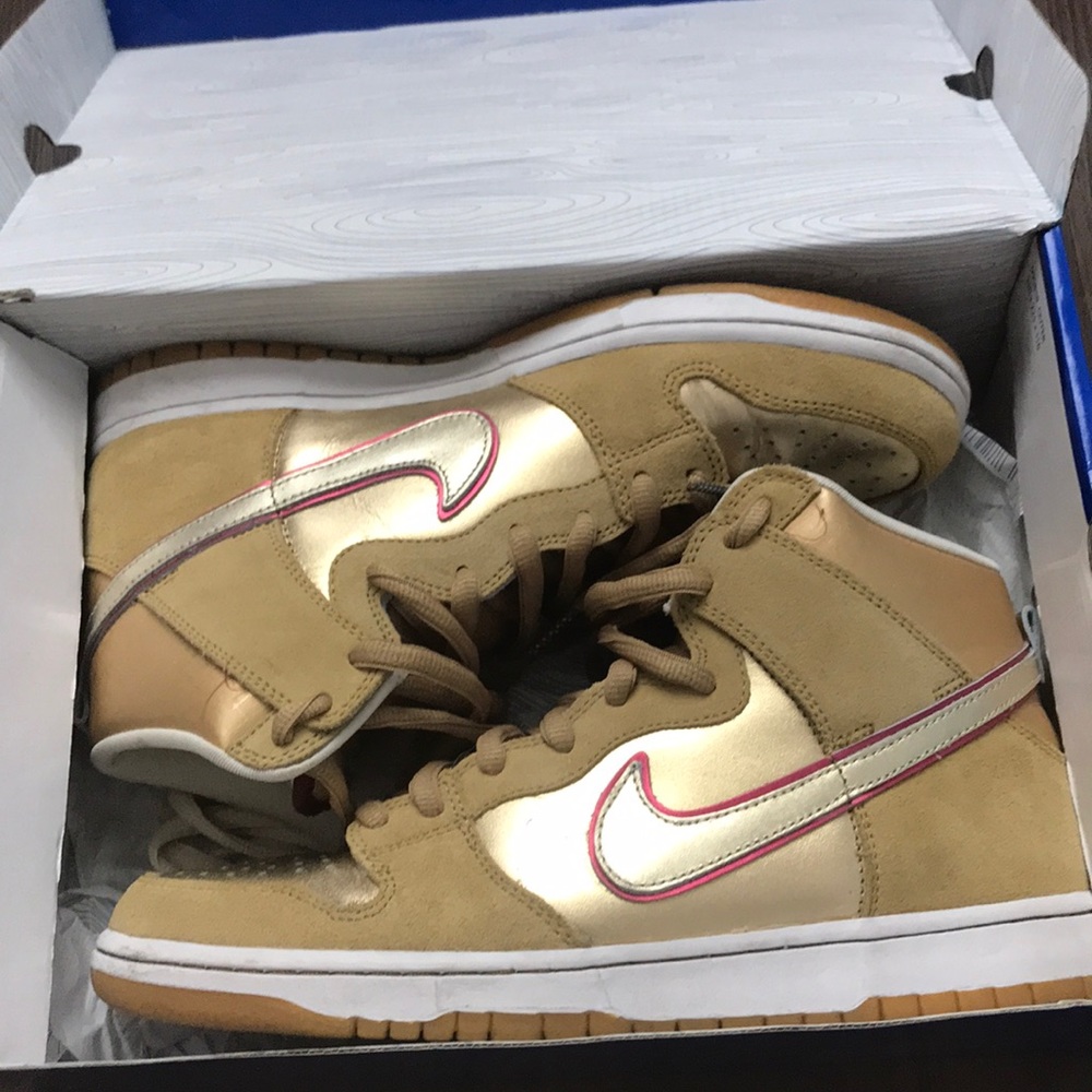 Nike SB Dunk Hi Koston (Thai Temple)